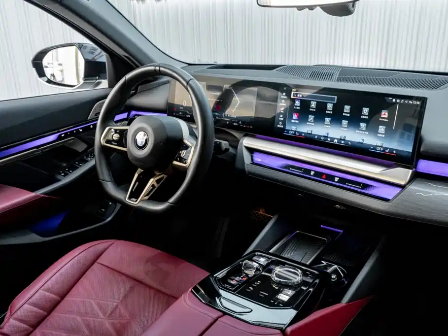 BMW 5 Series — миниатюра 27