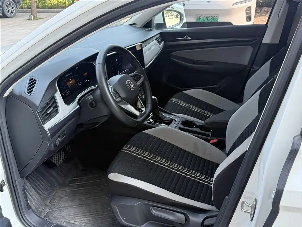 Volkswagen Bora — миниатюра 7