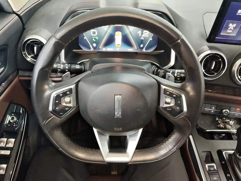 Wey Wey VV5 — миниатюра 11
