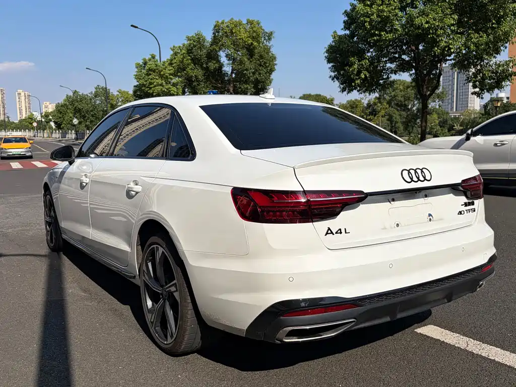 Audi A4L — миниатюра 6
