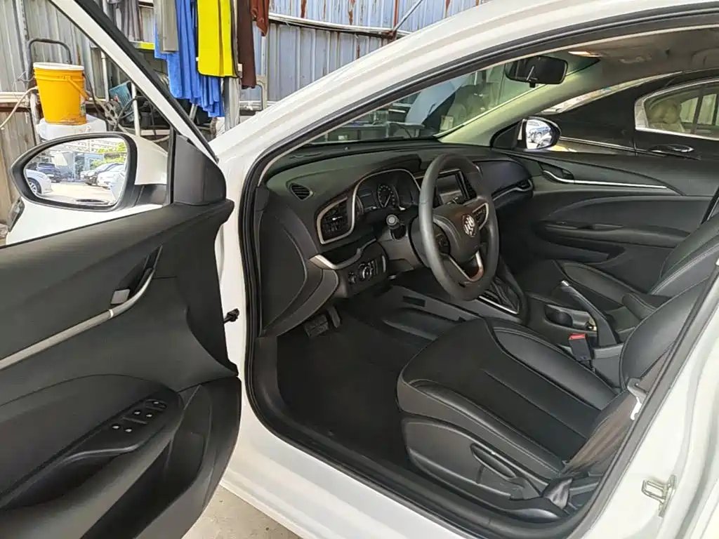 Buick Excelle — миниатюра 16