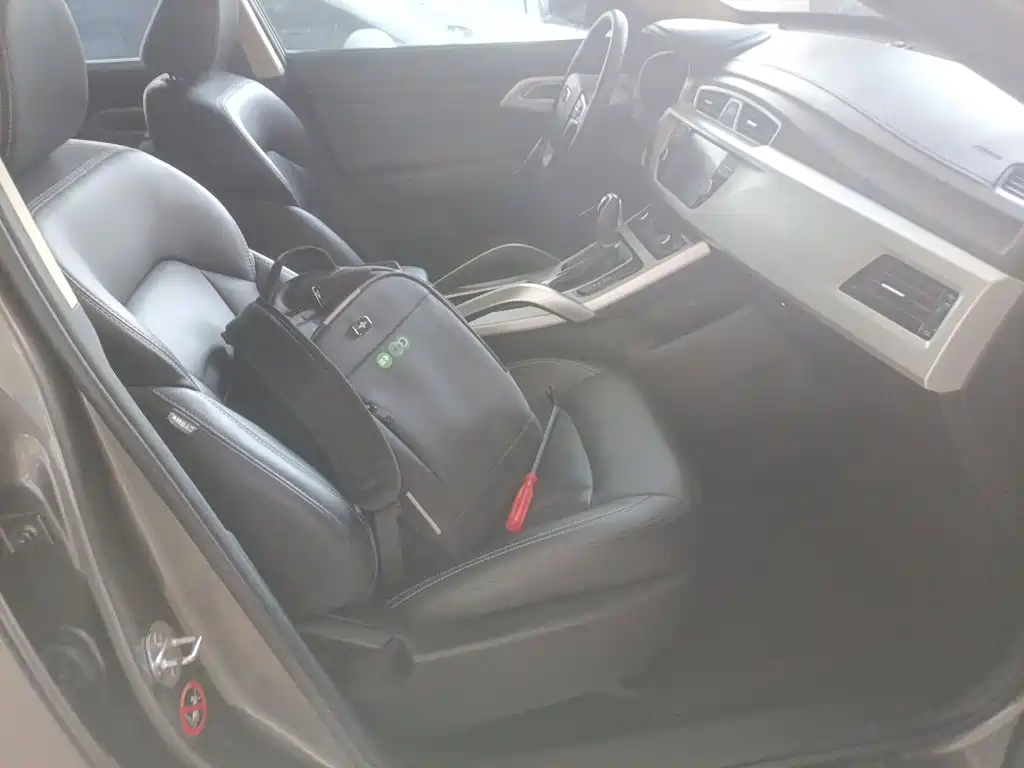 Geely Boyue — миниатюра 25
