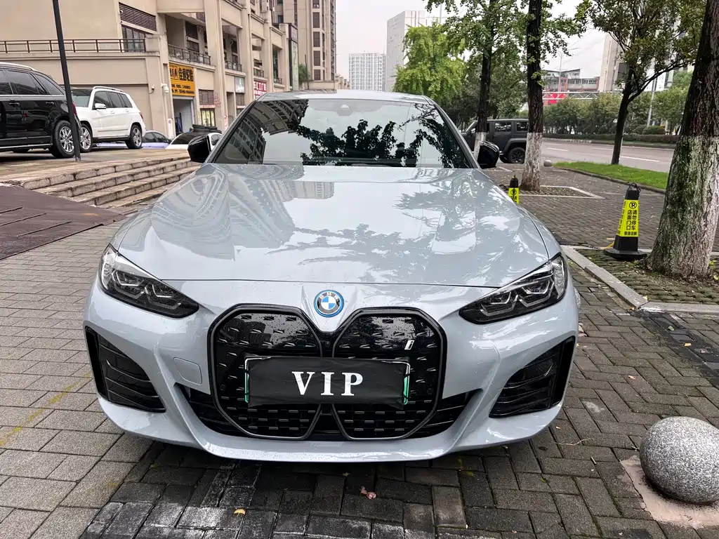 BMW i4 — миниатюра 2