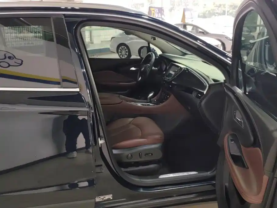 Buick Envision Plus — миниатюра 8