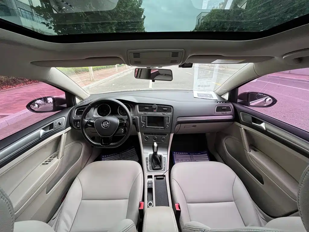 Volkswagen Golf — миниатюра 6