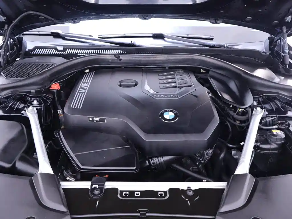 BMW 5 Series — миниатюра 24