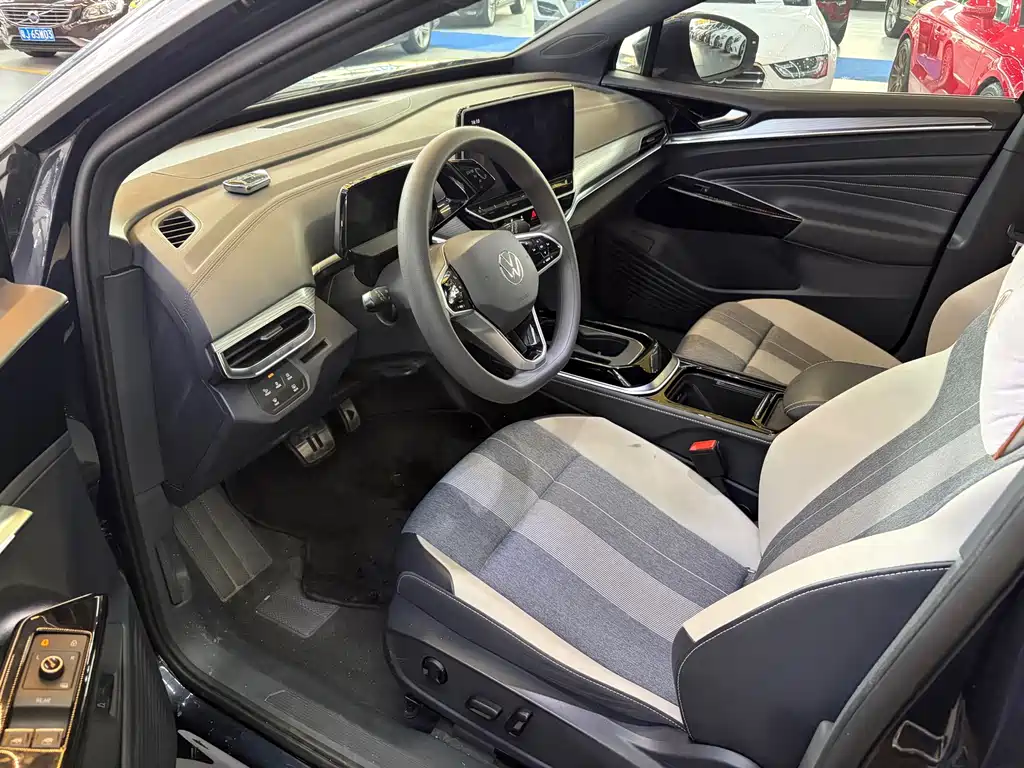 Volkswagen ID.4 Crozz — миниатюра 4