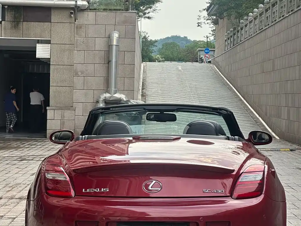 Lexus SC 2009 430