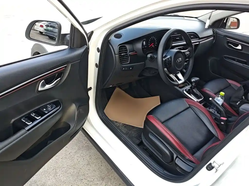 Kia KX Cross — миниатюра 16