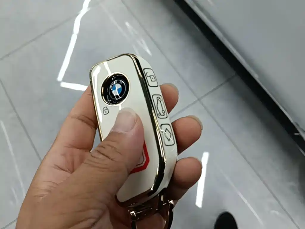 BMW 7 Series — миниатюра 9