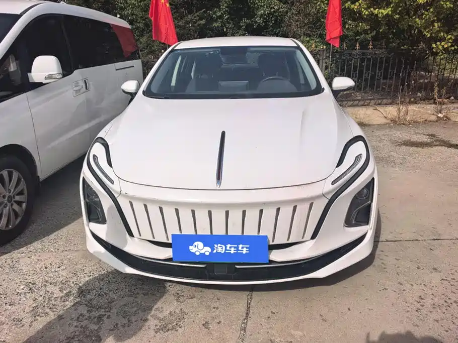 Hongqi Hongqi E-QM5 — миниатюра 2