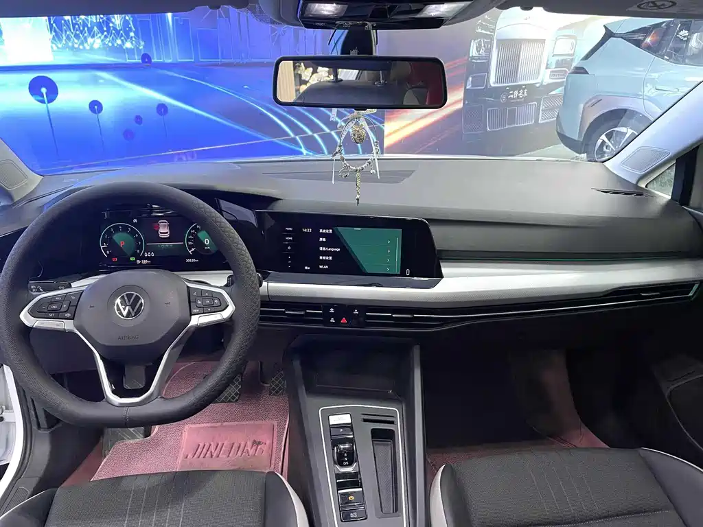 Volkswagen Golf — миниатюра 9