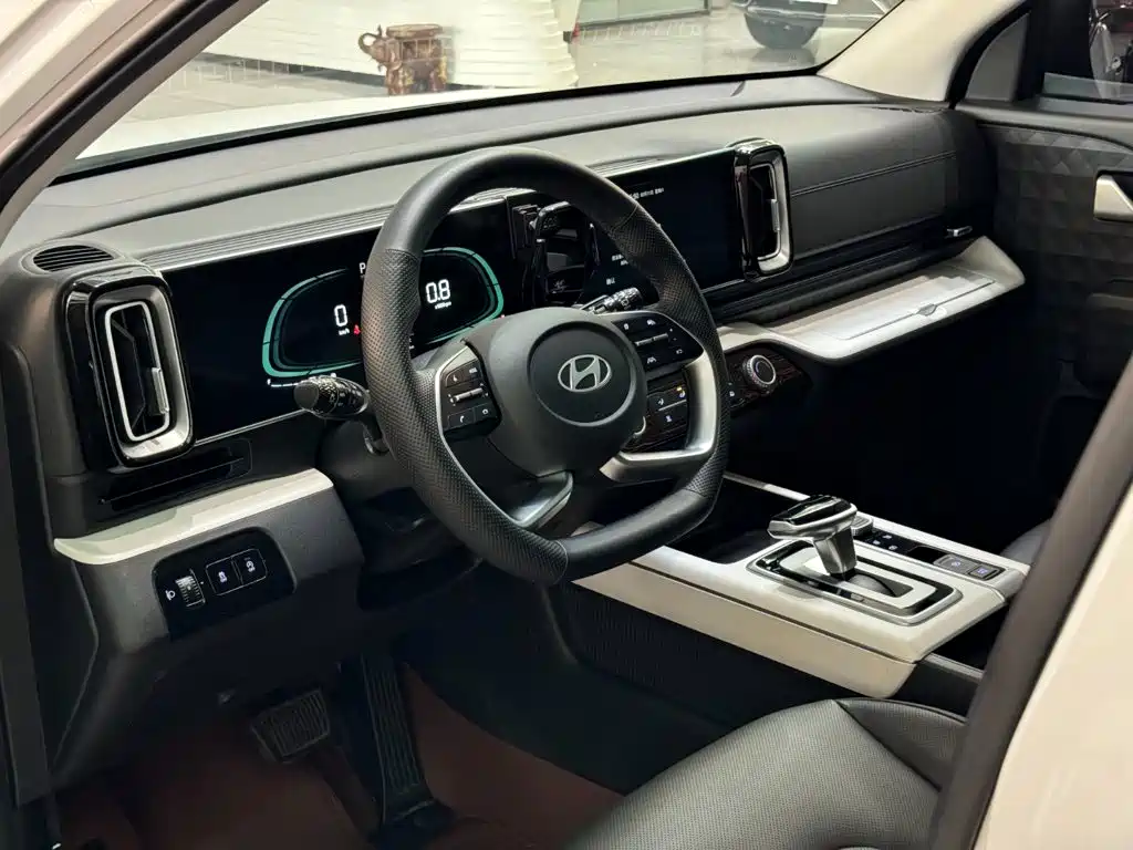 Hyundai ix35 - фото 8