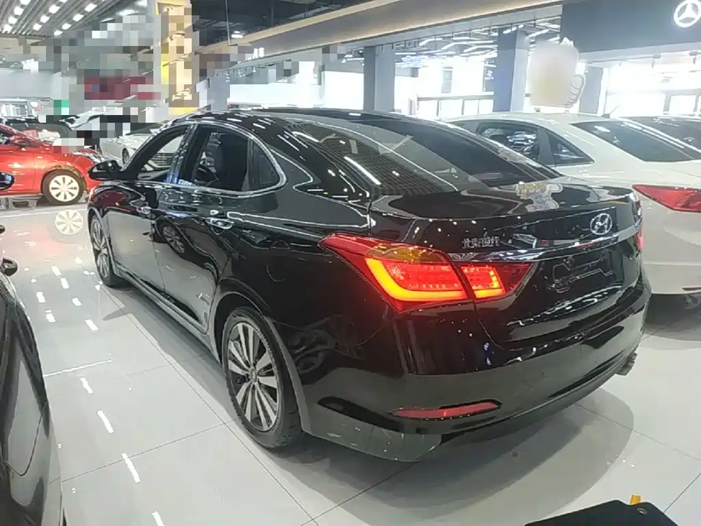 Hyundai Mistra — миниатюра 5