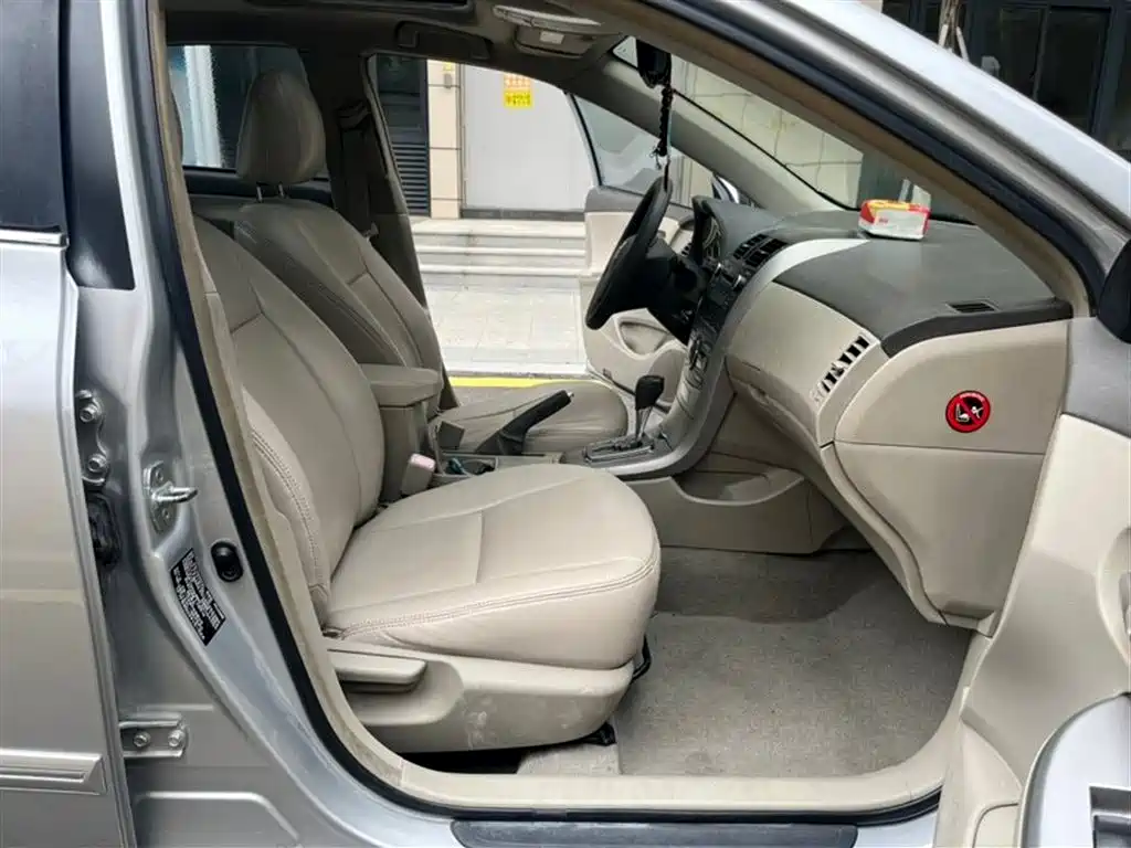 Toyota Corolla 2009 1.8L AT GLX-i
