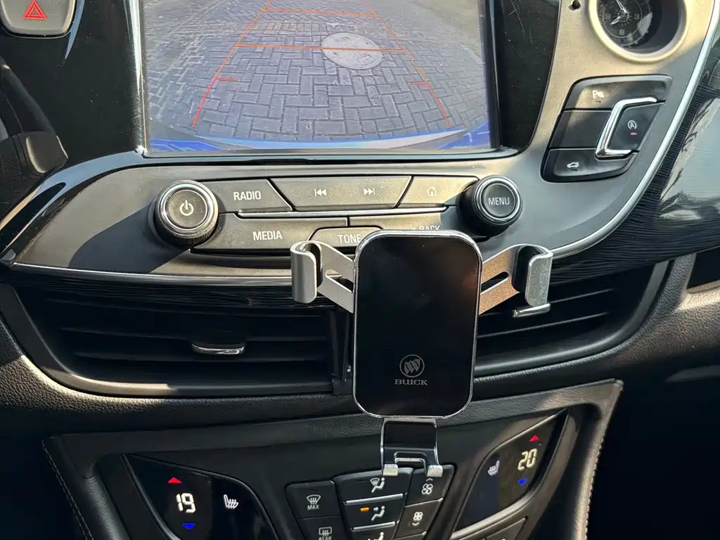 Buick Envision Plus — миниатюра 18