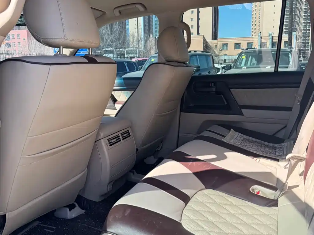 Toyota Land Cruiser 2015 4.0L V6