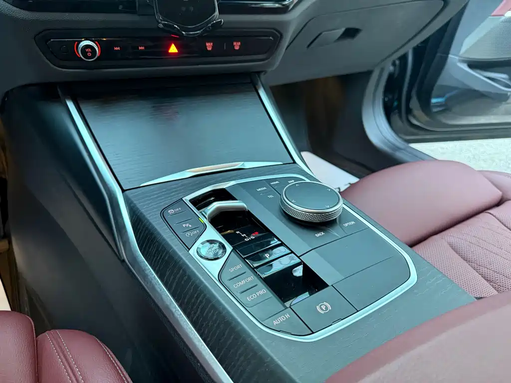 BMW 3 Series — миниатюра 16