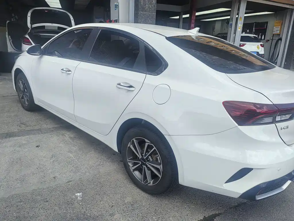 Kia K3 — миниатюра 5