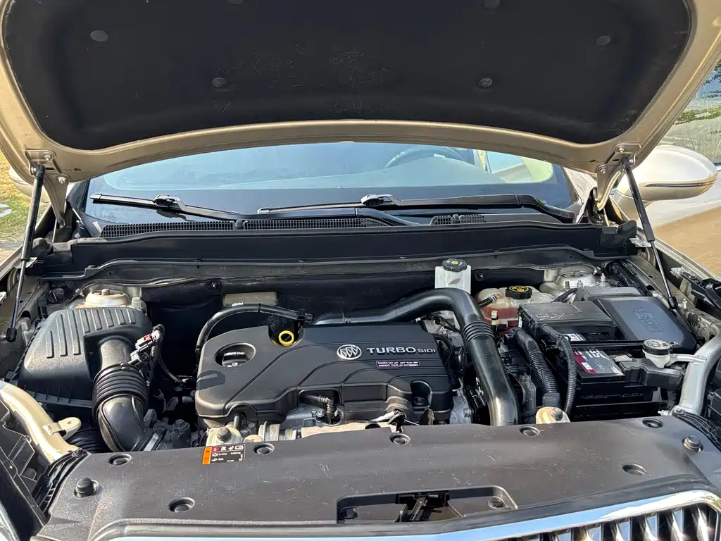 Buick Envision Plus — миниатюра 16