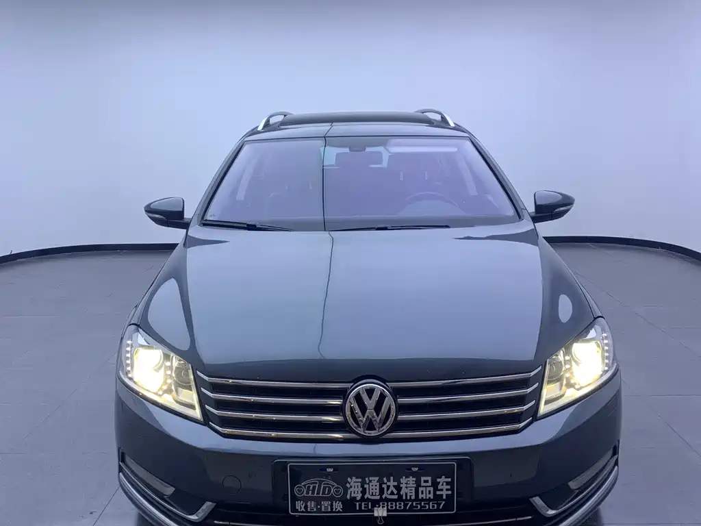 Volkswagen Magotan (Import) — миниатюра 2