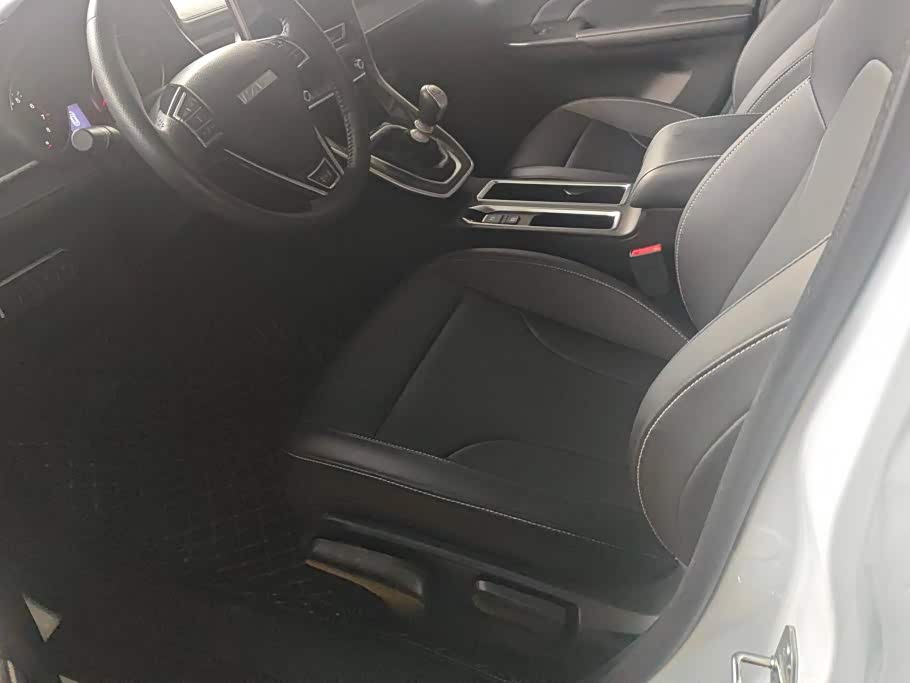 Haval Haval M6 1.5 л 2021 г. Белый, пробег 7400 км