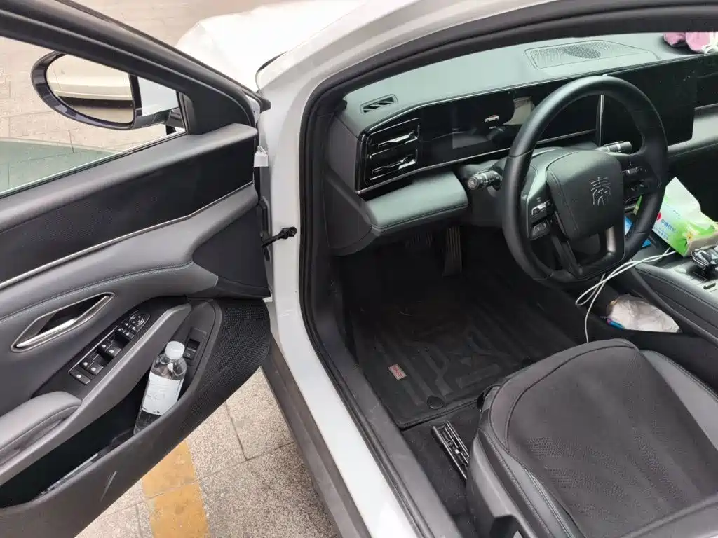 BYD Qin L — миниатюра 12