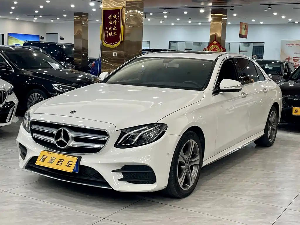 MERCEDES-BENZ E CLASS