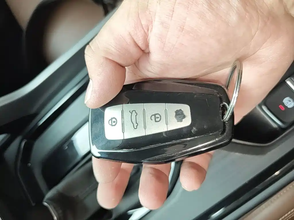 Geely Vision X6 — миниатюра 9