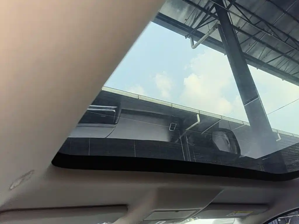 Jaguar E-PACE — миниатюра 18