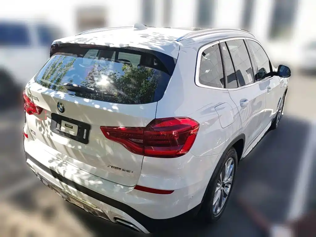 BMW X3 — миниатюра 10