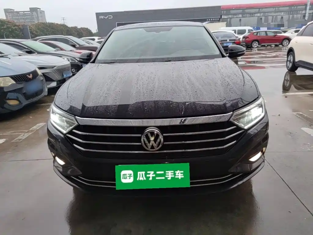 Volkswagen Sagitar — миниатюра 3