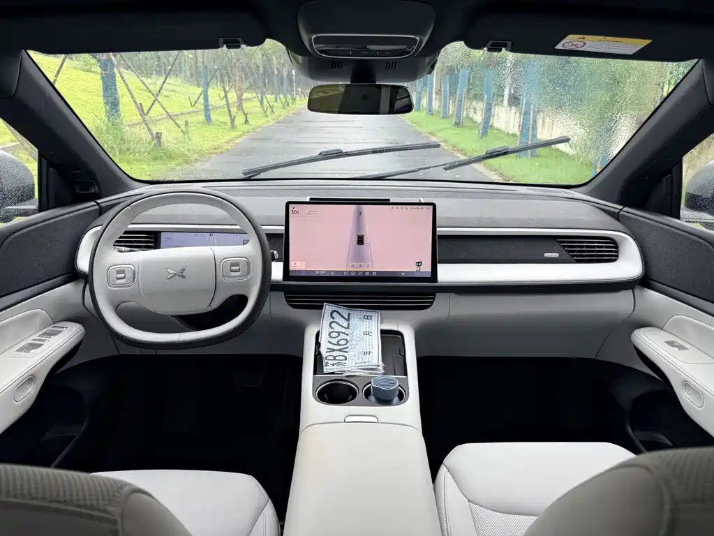 XPeng G6 — миниатюра 12