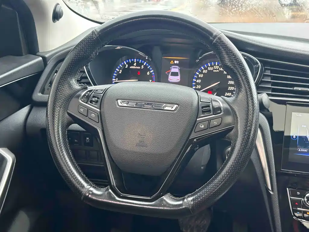 Venucia D60 — миниатюра 7