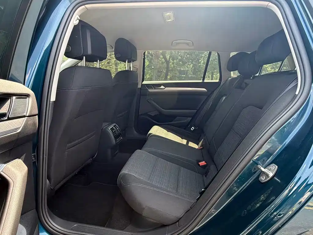 Volkswagen Viloran — миниатюра 9