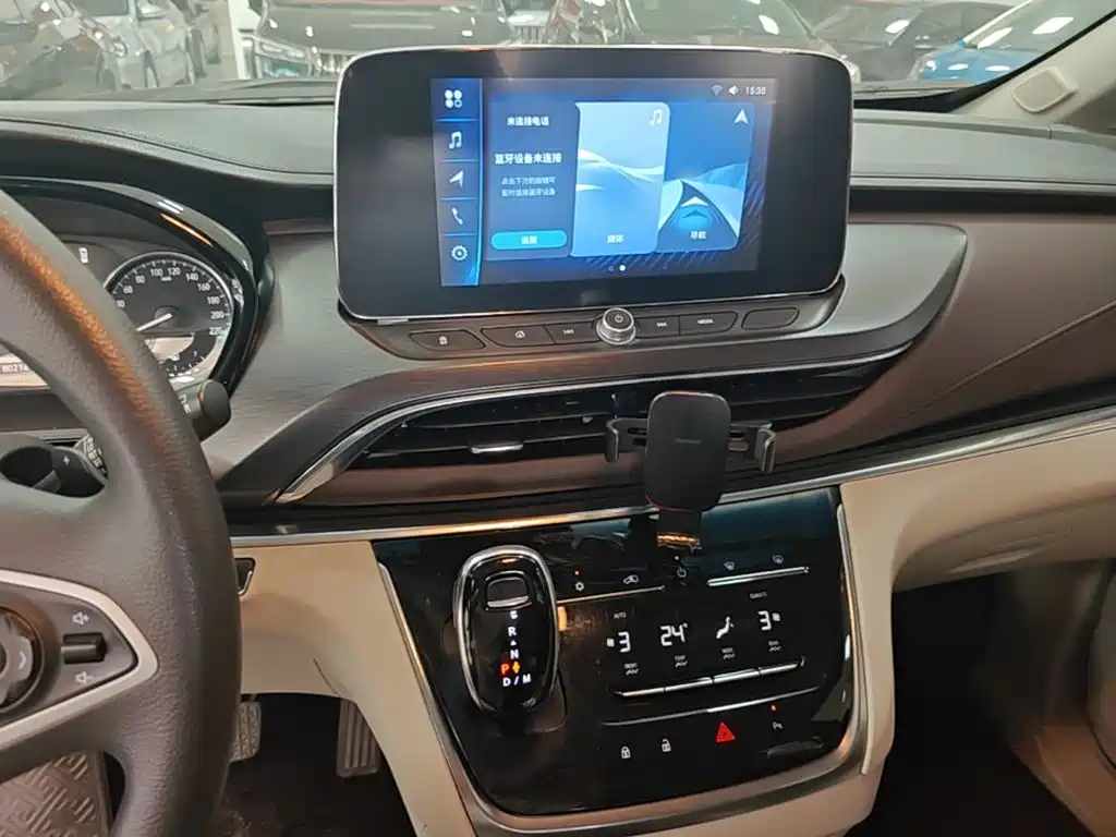 Buick GL8 — миниатюра 13