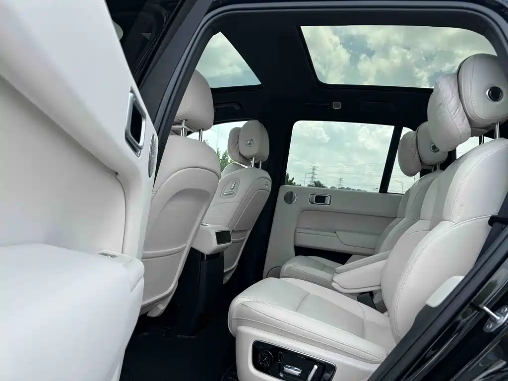 Li Auto Li L8 — миниатюра 5