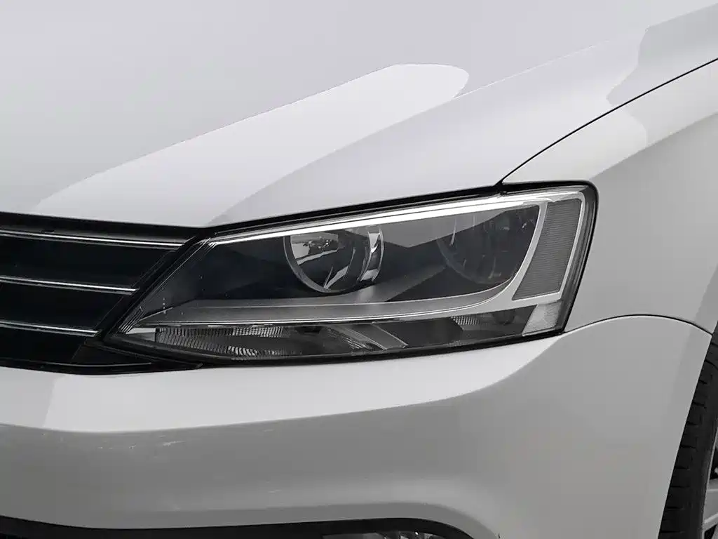 Volkswagen Sagitar — миниатюра 7