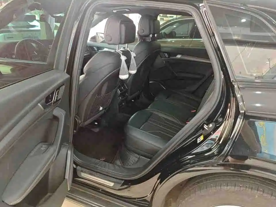 Audi Q5L — миниатюра 3
