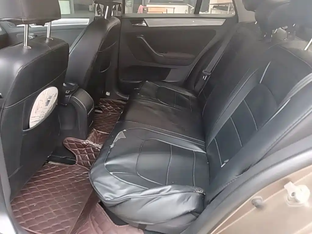 Volkswagen Bora — миниатюра 17