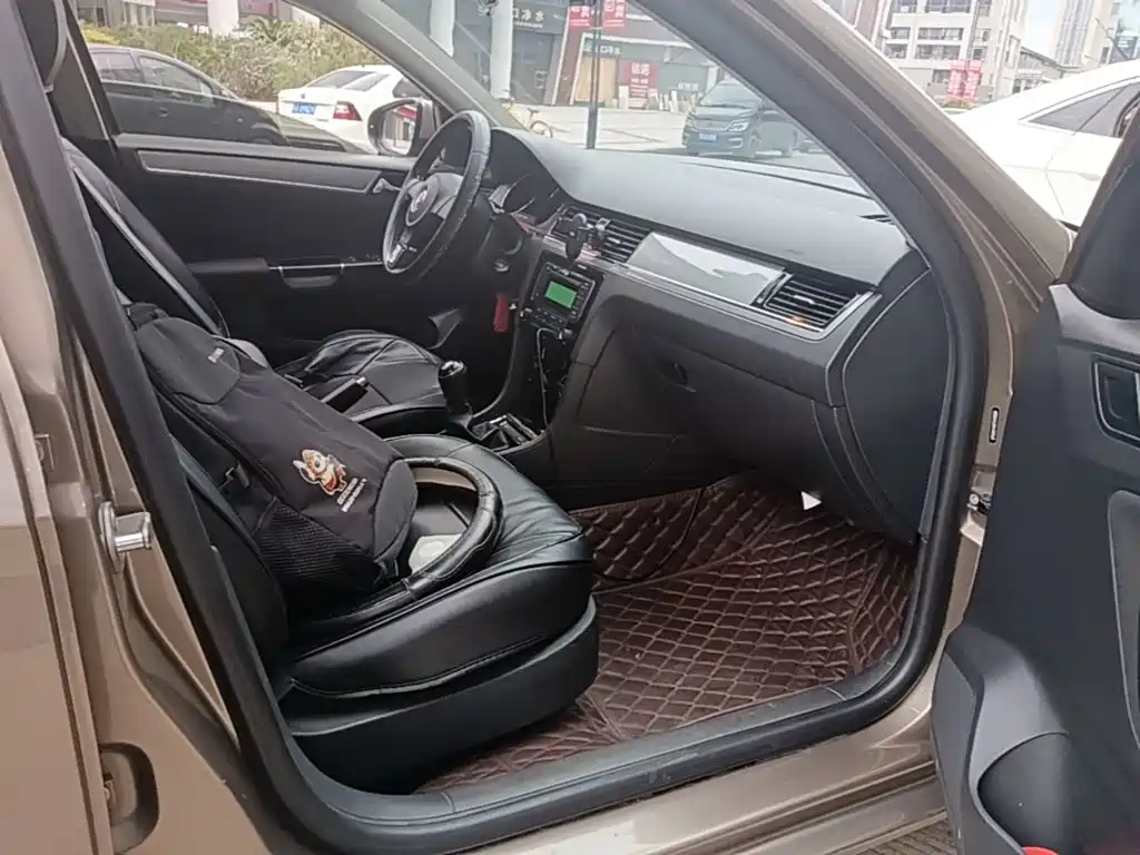 Volkswagen Bora — миниатюра 25