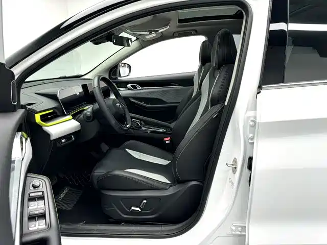 Geely Binyue — миниатюра 5