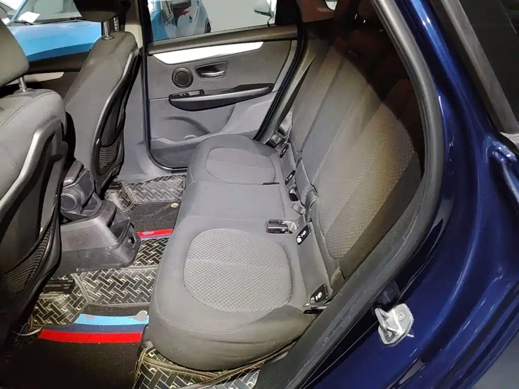 BMW 2 Series Active Tourer — миниатюра 17