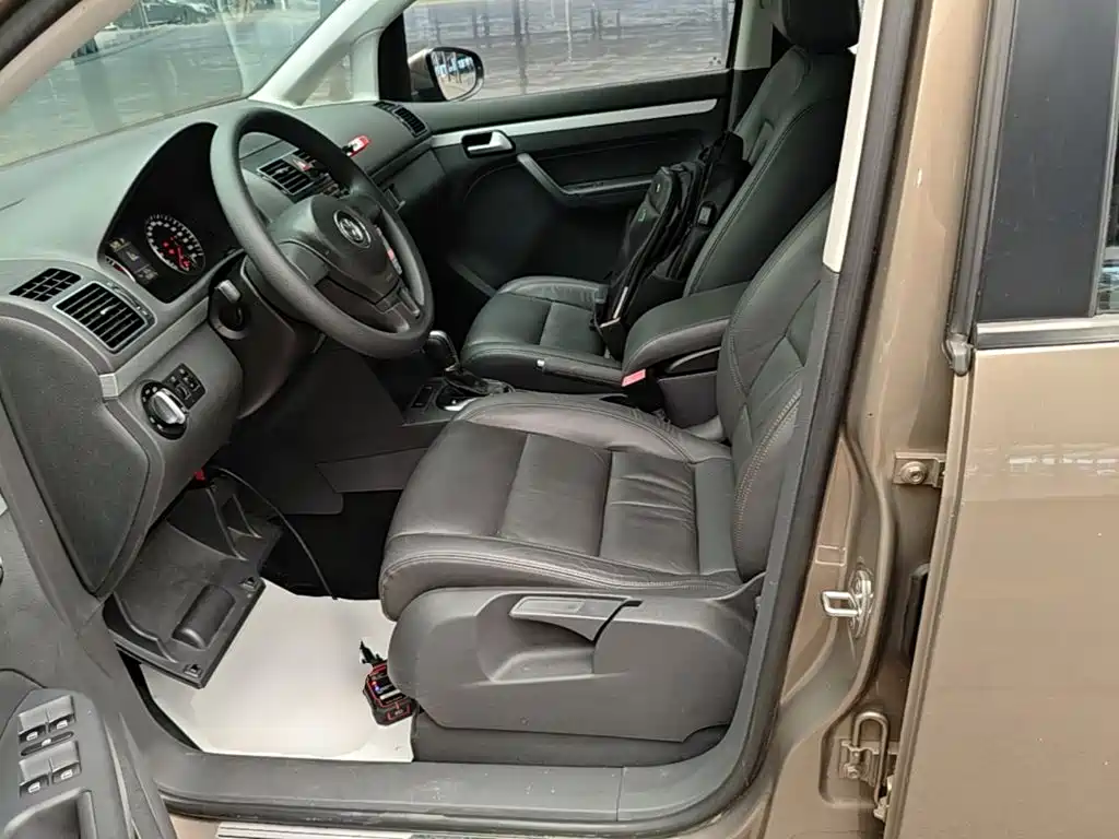 Volkswagen Touran — миниатюра 15