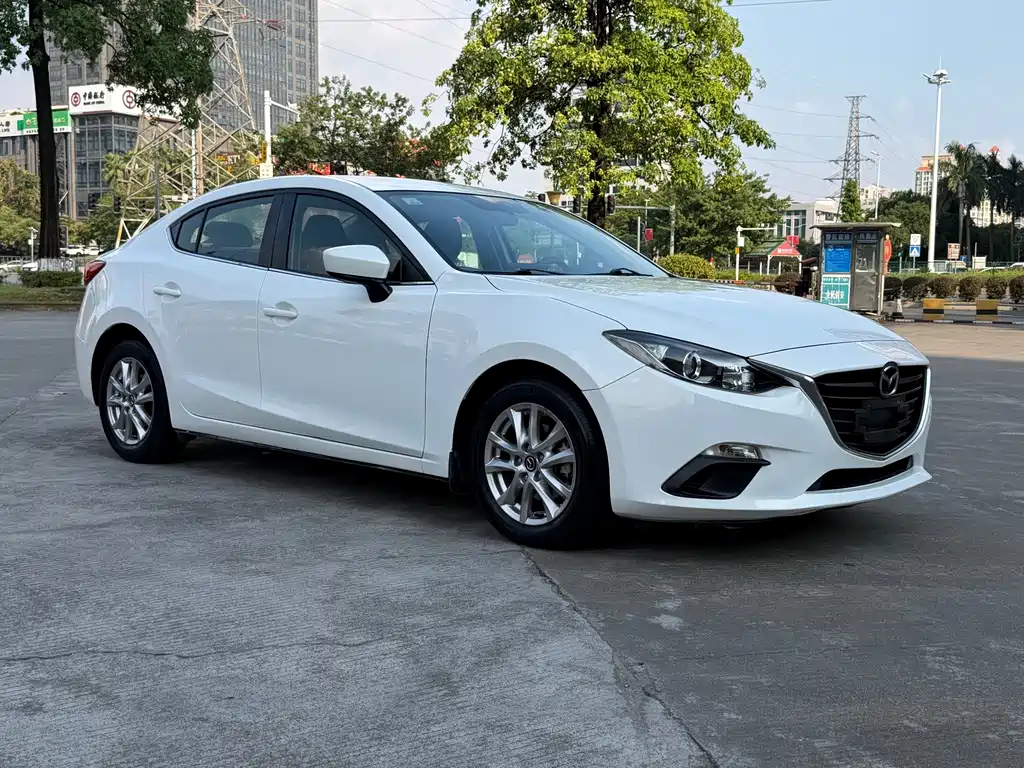 Mazda 3 Axela — миниатюра 3