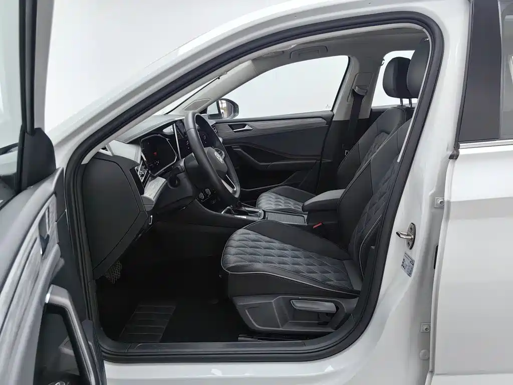 Volkswagen Sagitar — миниатюра 10