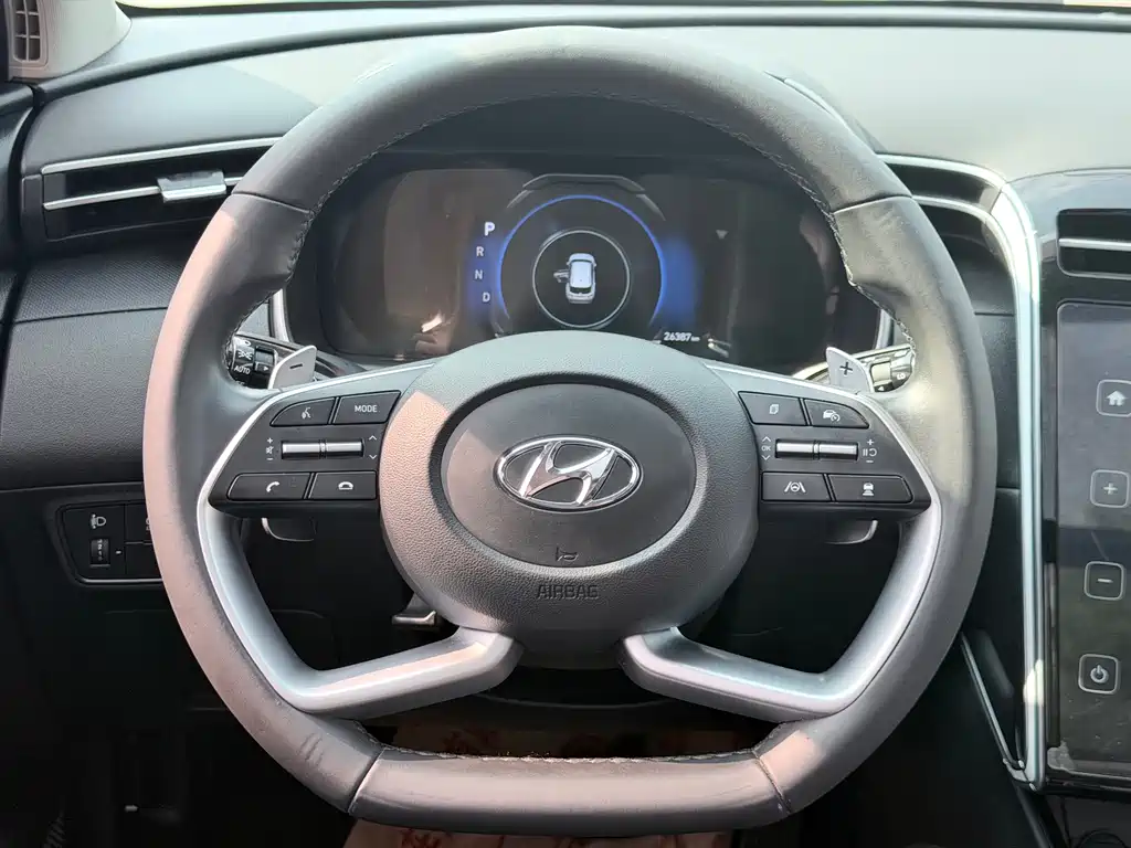 Hyundai Tucson — миниатюра 10