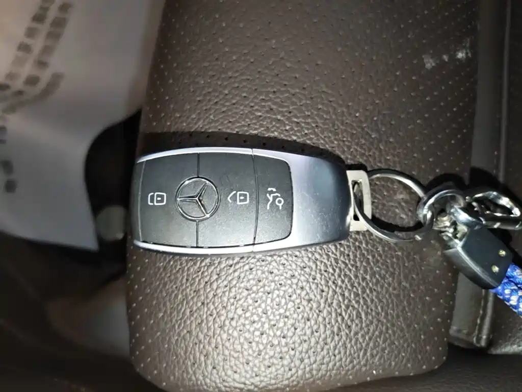 Mercedes-Benz GLC — миниатюра 9
