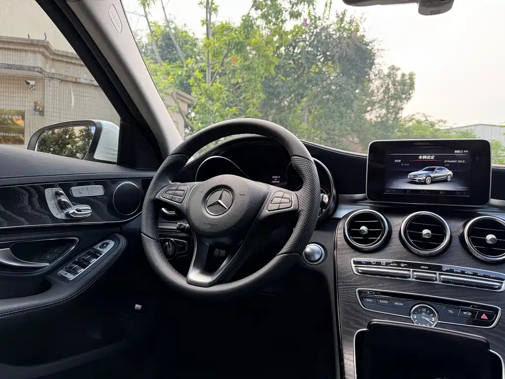 Mercedes-Benz C-Class — миниатюра 19