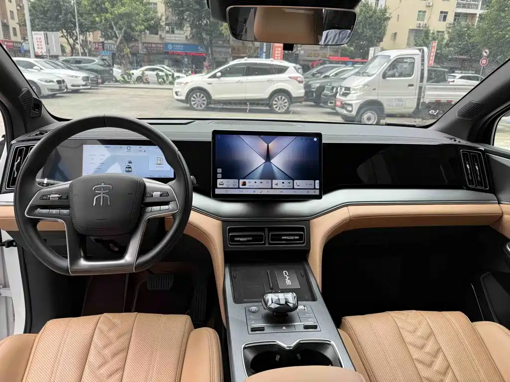 BYD L DM-i — миниатюра 8